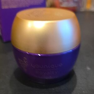 Younique Exfoliating Mask